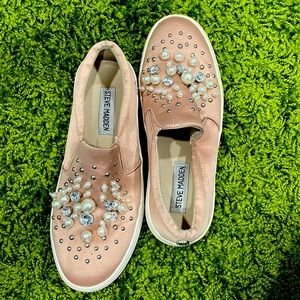 Steve Madden Pearl Sneakers Great Condition Size 6.5